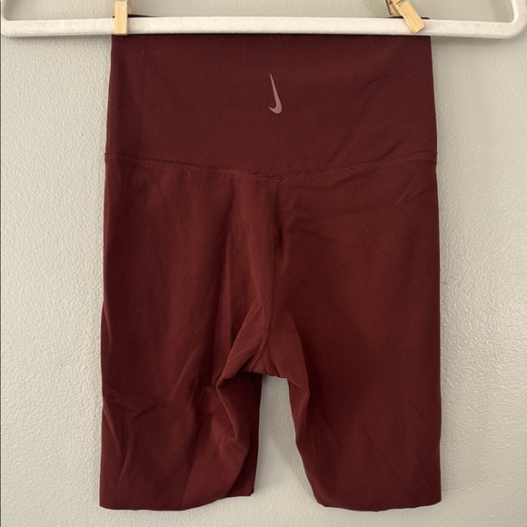 Nike Yoga Luxe 7” Short - Bronze Eclipse - Picture 2 of 6